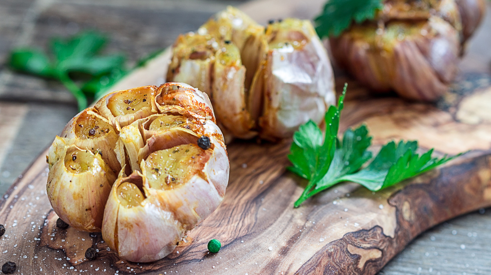 How to Roast Garlic